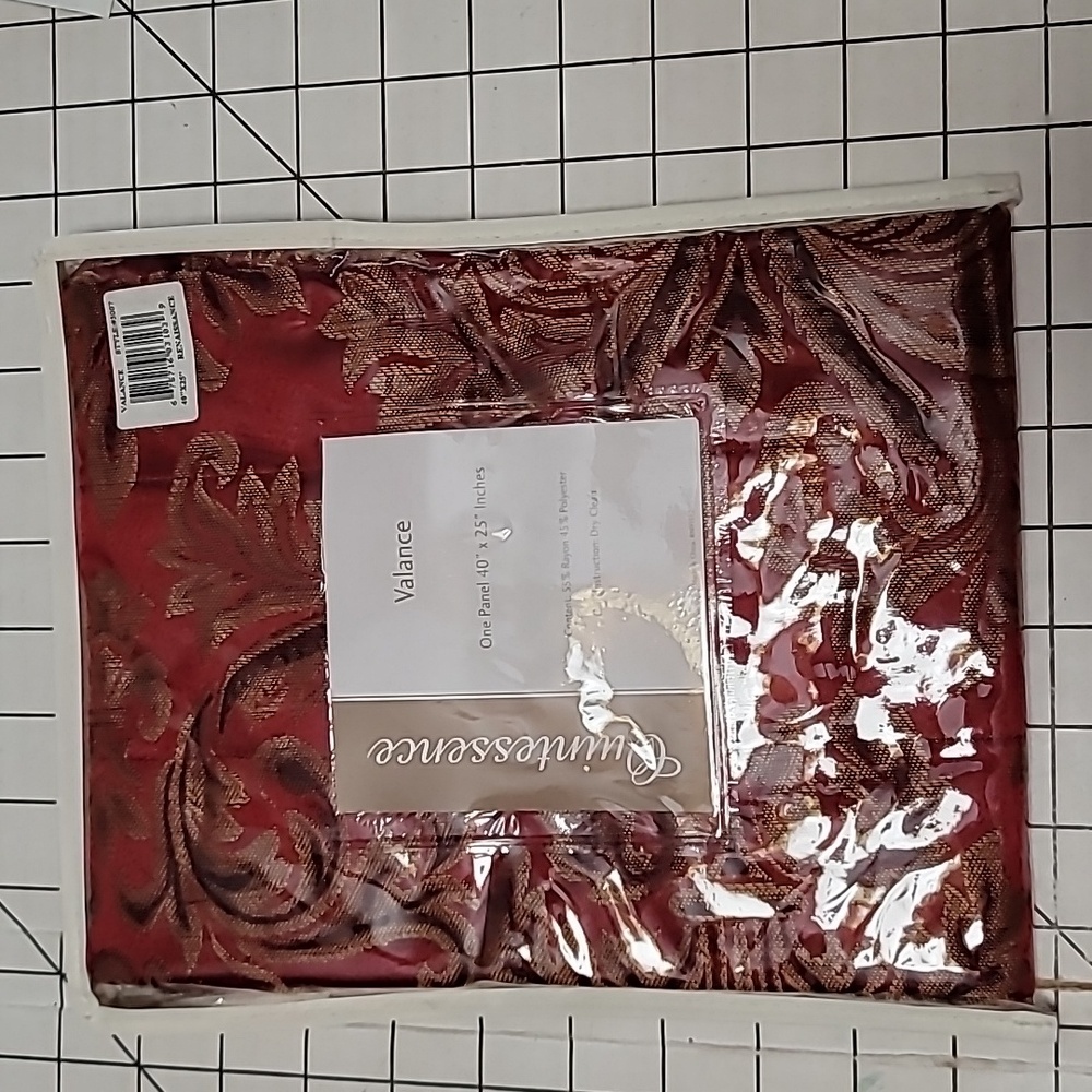 Quintessence Valance 1‎ Panel 40" x 25" Renaissance #5